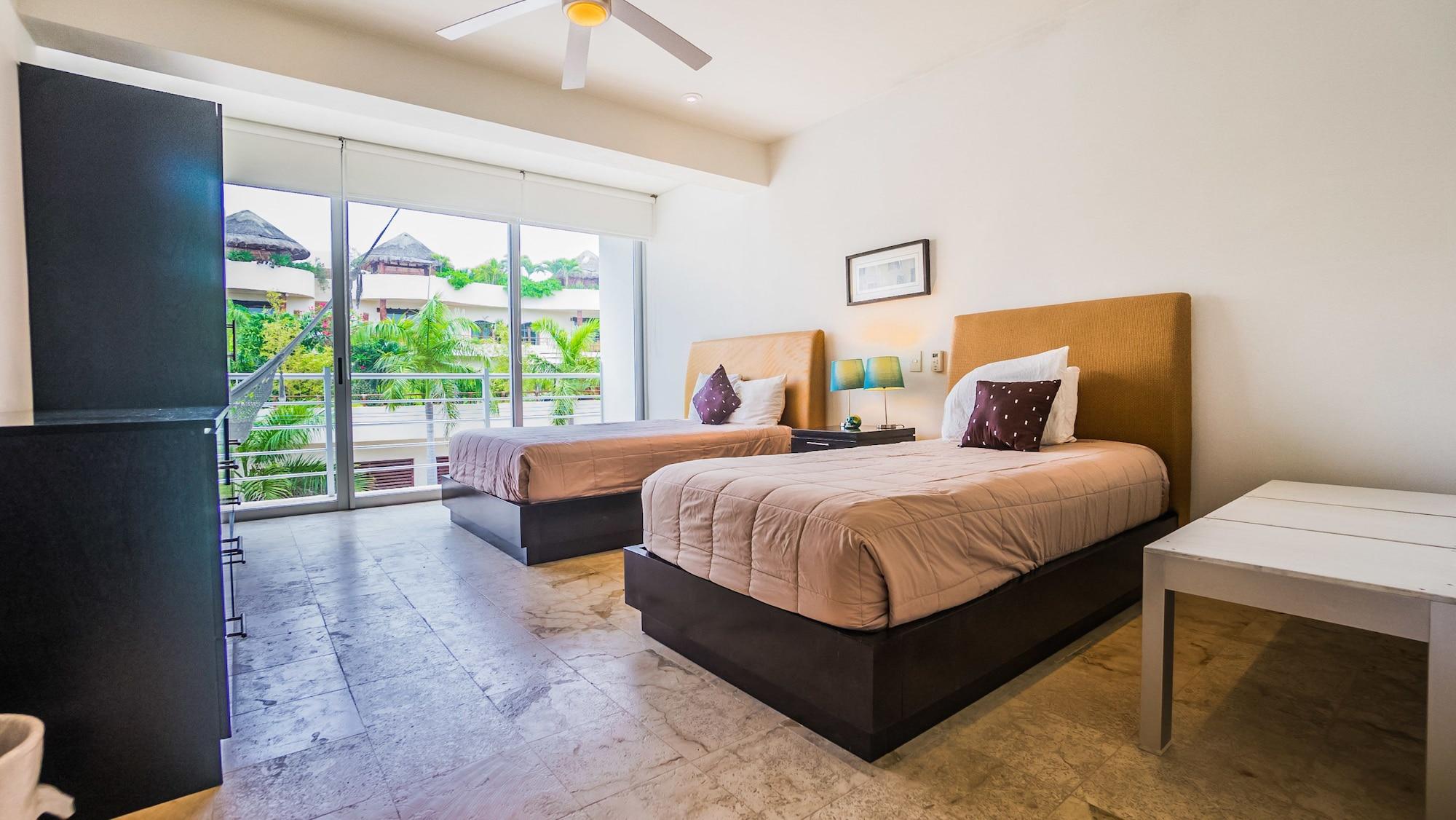 Magia Beachside By Bvr *