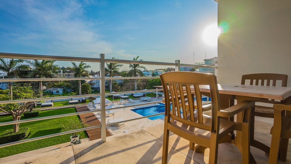 Magia Beachside By Bvr * Playa del Carmen